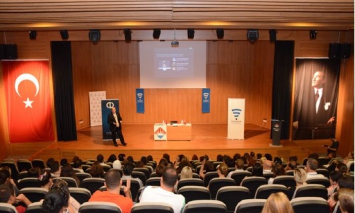 SODİGEM, Sosyal Medyadaki Tehlikelere Dikkat Çekmeye Devam Ediyor