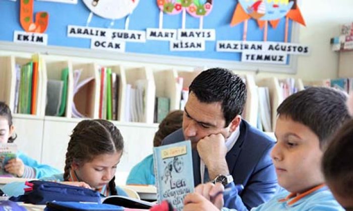Hep Birlikte Kitap Okudular