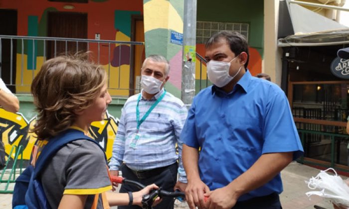 Maske Takmayan Ufaklığın Yanıtı Güldürdü
