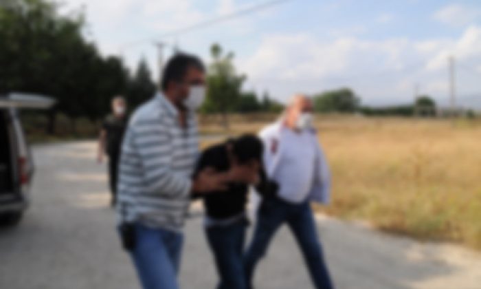 Suç Makinesi Çaldığı Araçla Kıskıvrak Yakalandı