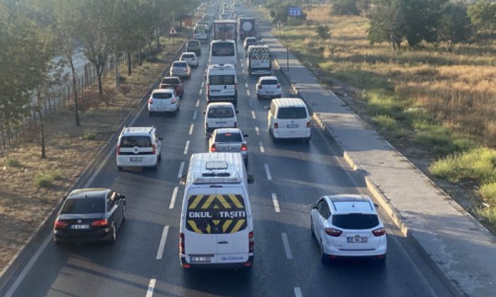 Kentte Trafiğe Kayıtlı 290 bin 642 Araç Var
